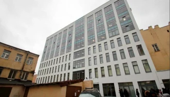 Крупнейшее кадровое агентство &laquo;Лидер Консалт&raquo; с 2020 г. оформлял иностранных граждан по фиктивным договорам