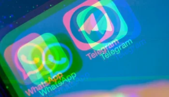 Роскомнадзор подтвердил замедление работы WhatsApp и Telegram